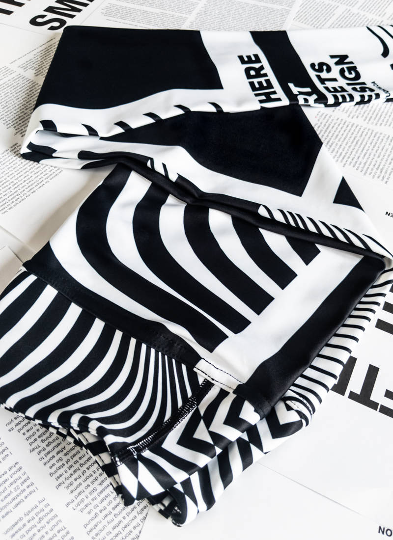 Black & White Striped Zebra Pattern Yoga Leggings