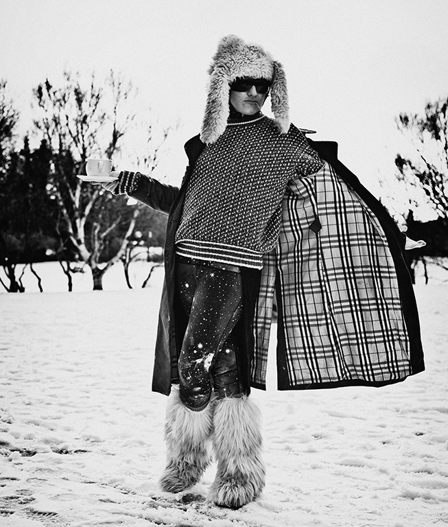 Black and white Sara Glaxia bunny winter outfit photo 